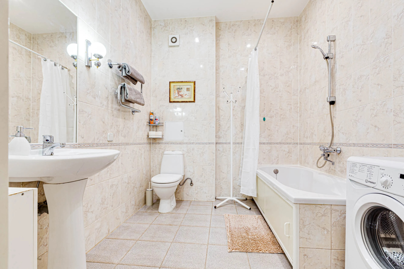 Апартаменты Уют на Караванной