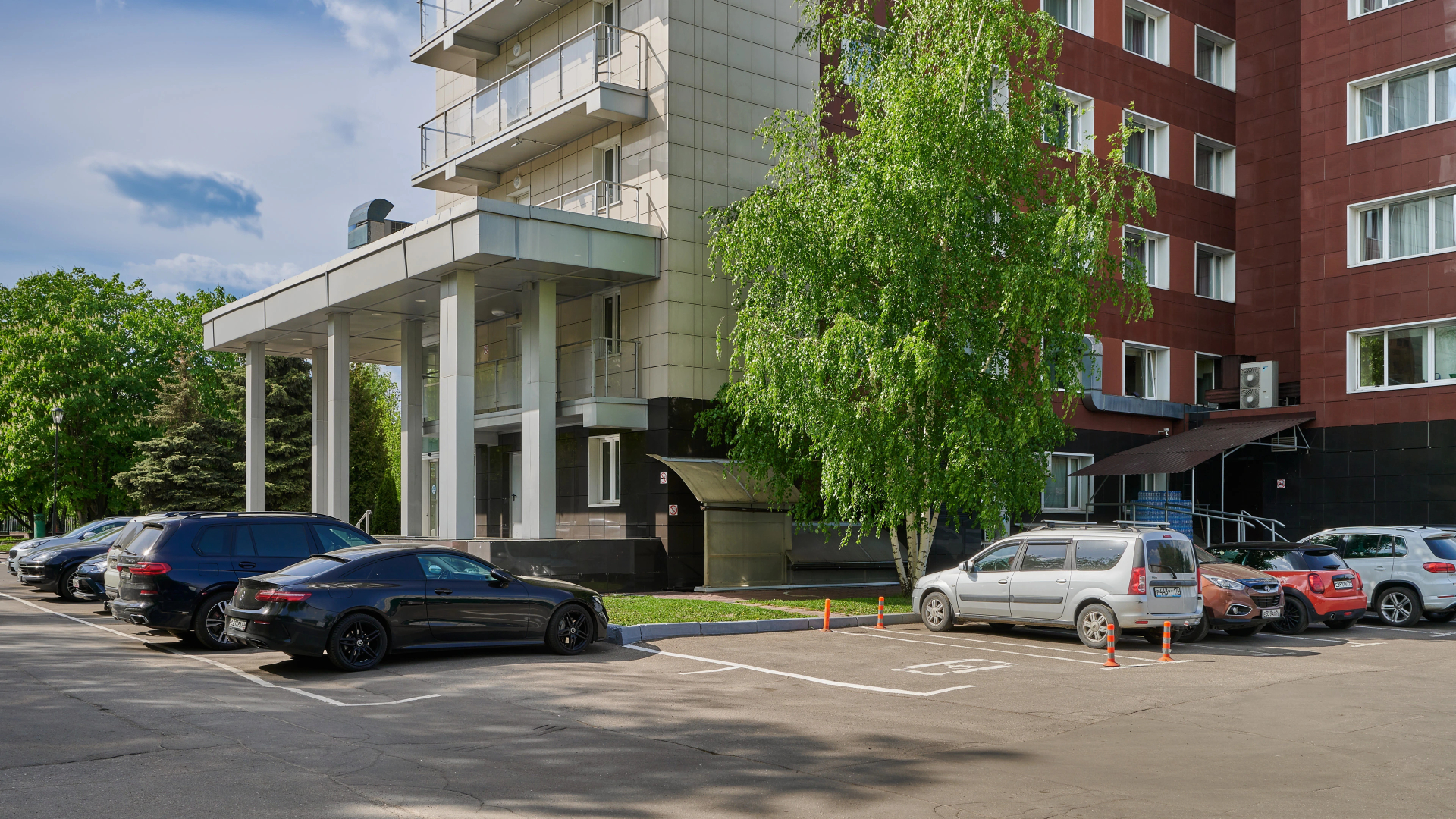 Отель Marins Park Hotel Москва Пражская