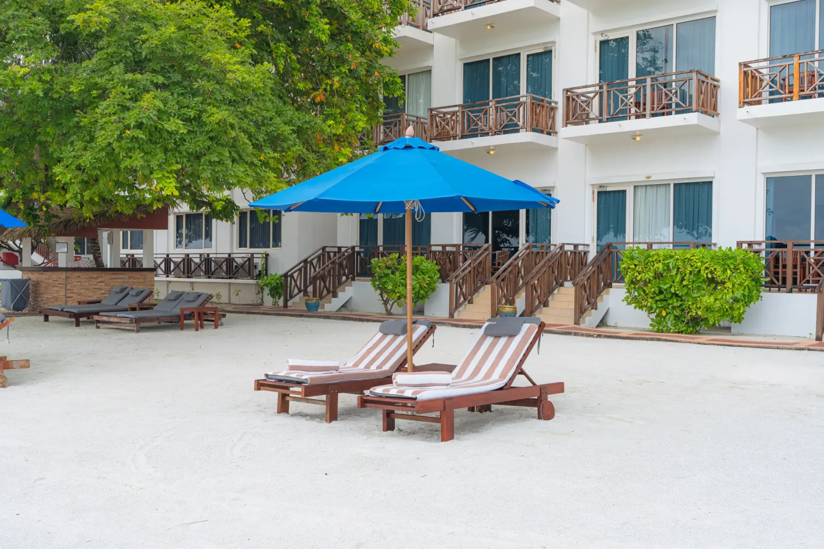 Отель Hulhule Island