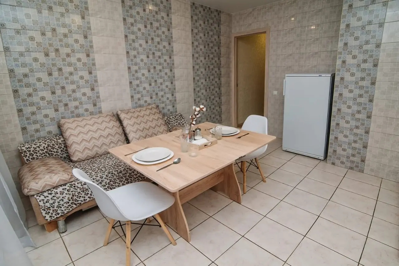 Апартаменты Апрель Брестская 1