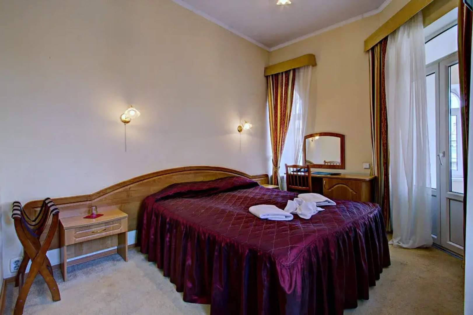 Меблированные комнаты Элегия