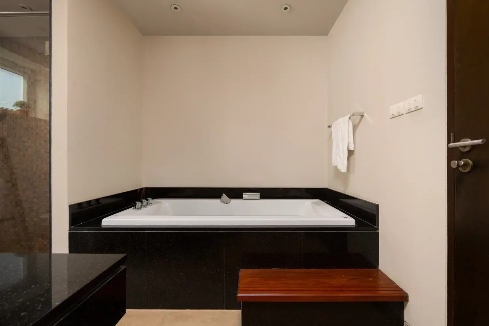 Апартаменты Suite Beni 2BR Serenity by Tropiclook