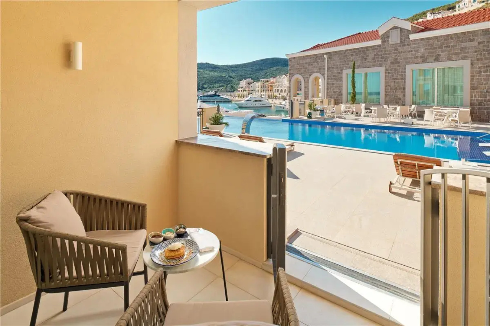 The Chedi Lustica Bay