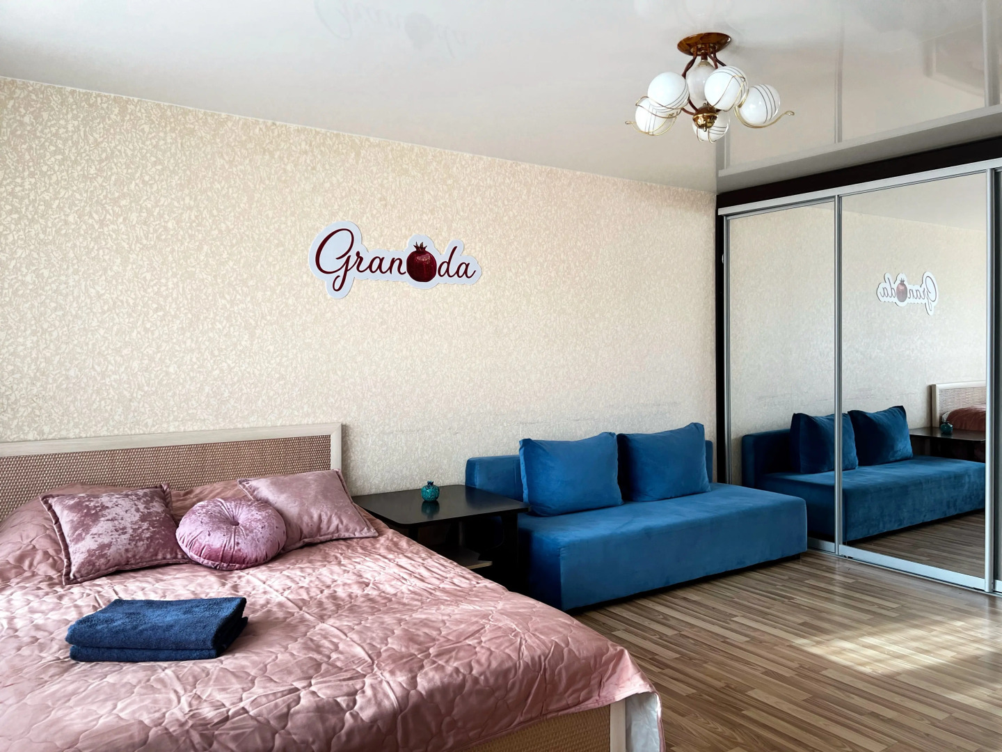 Апартаменты Granada Студия в Самом Центре Города Рядом с Набережной