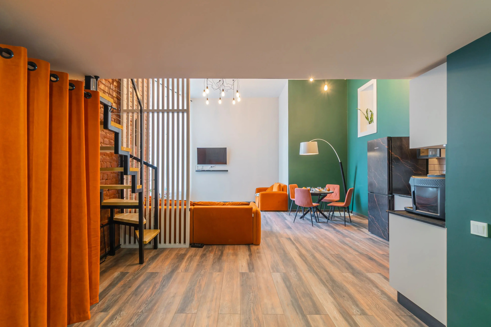 Апартаменты Просторная студия в центре