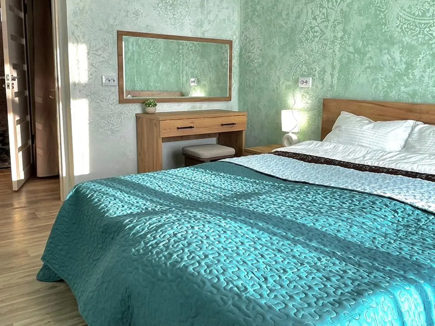 Частный Дом с Бассейном  с Видом на Азовское  Море