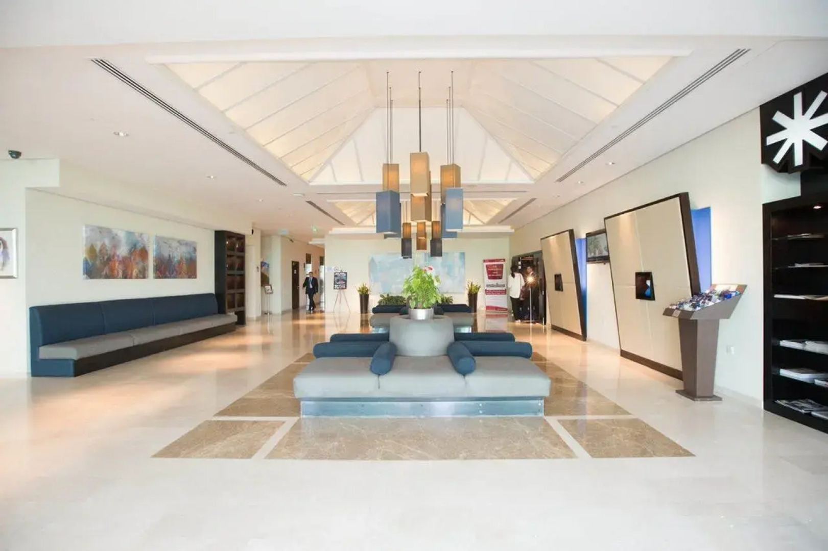 Holiday Inn Express Dubai Airport an IHG Hotel