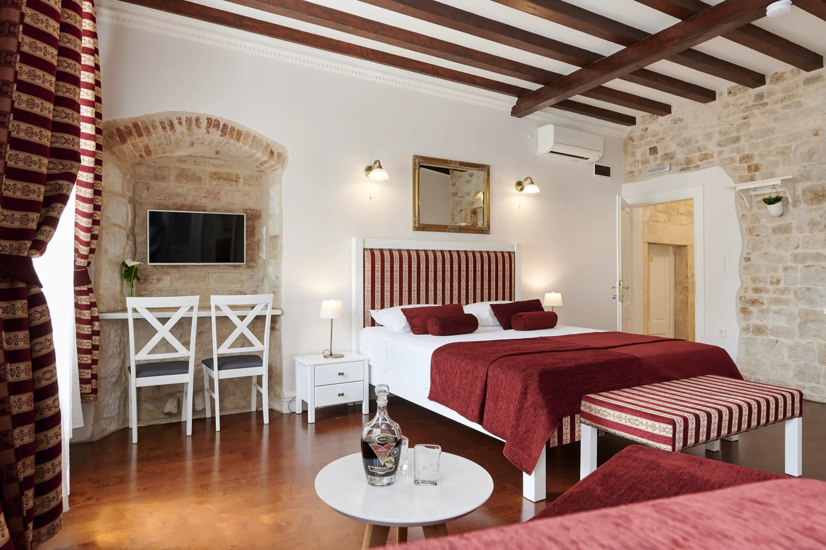 Palace Central Square