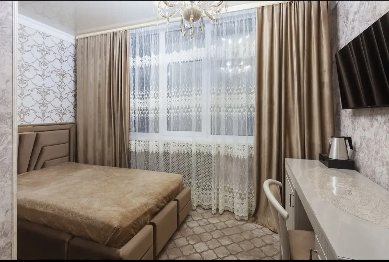 Отель Акрополь