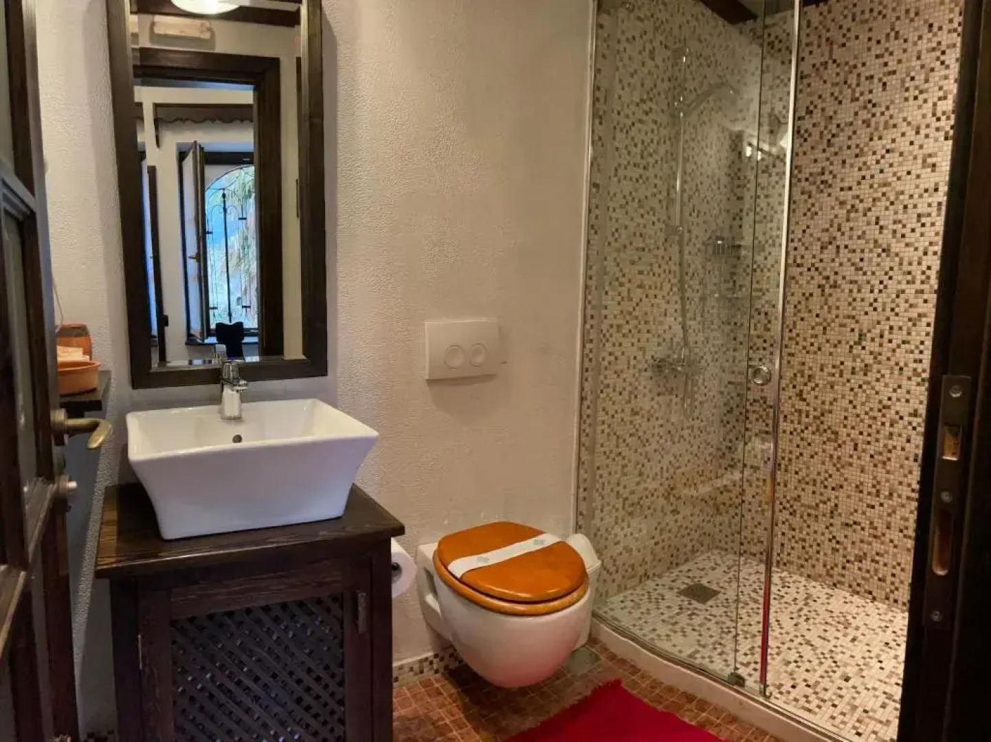 Отель Mangalemi