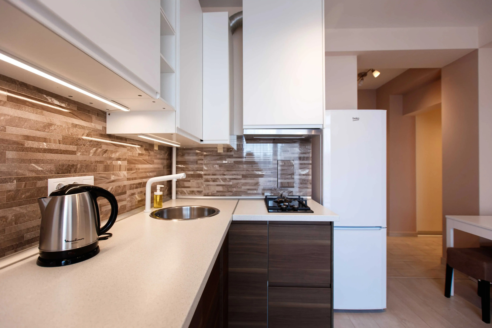 Апартаменты с отдельной спальней и балконом