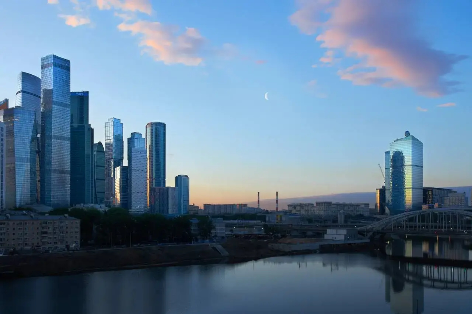 Апартаменты MONTY Moscow с видом на Москва Сити и набережную Москва реки