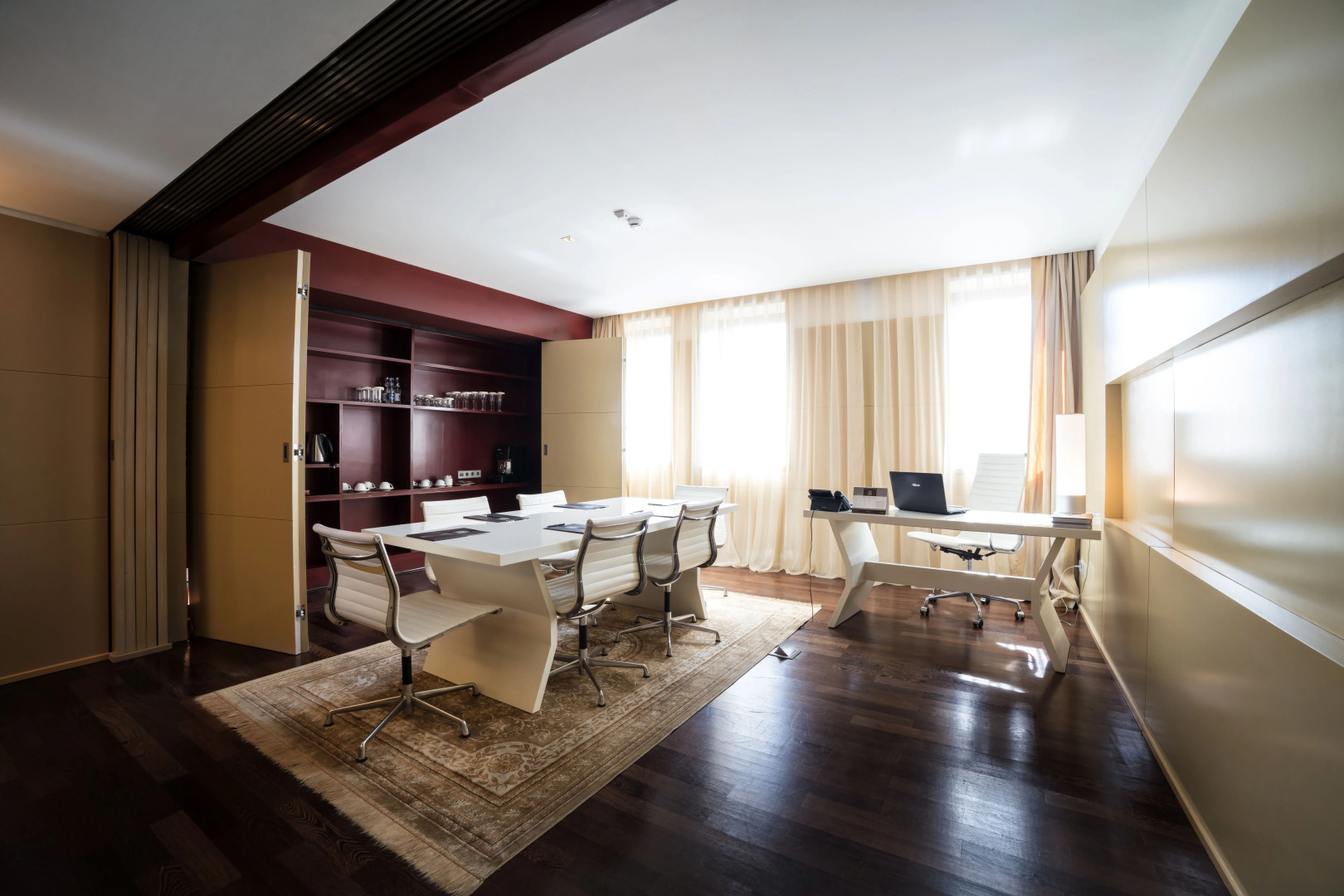 Отель Достык