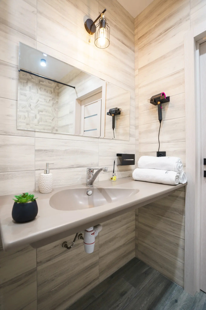 Квартира InnDays Apartments на Шухова 1А