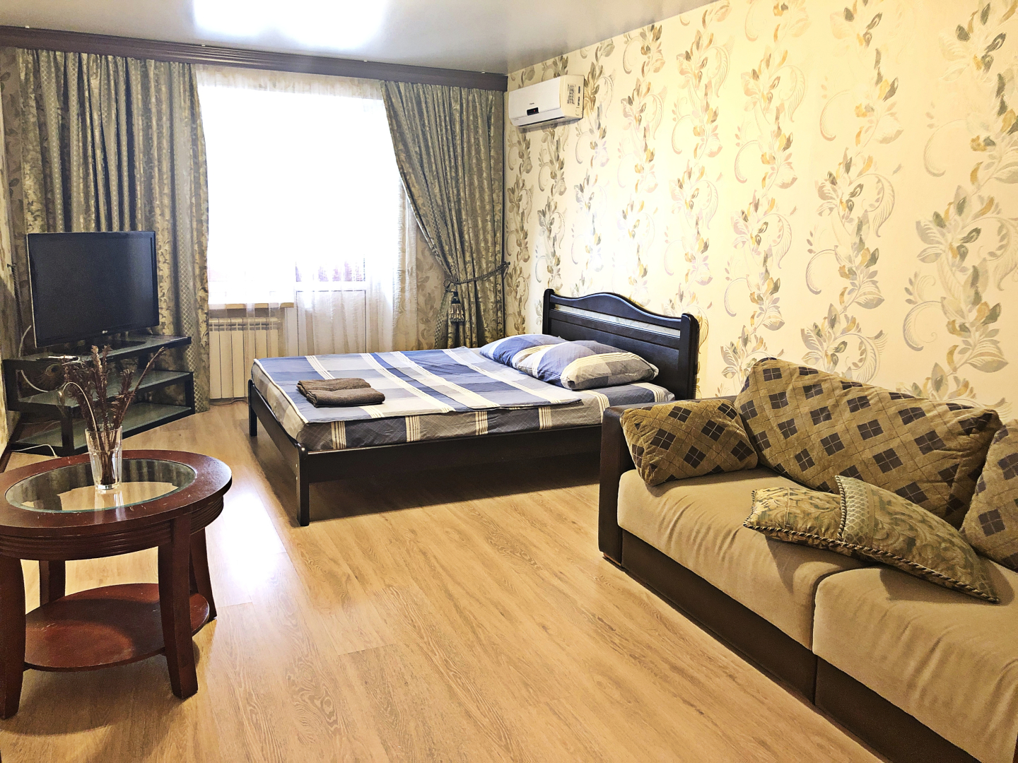 Апартаменты на Тархова 29