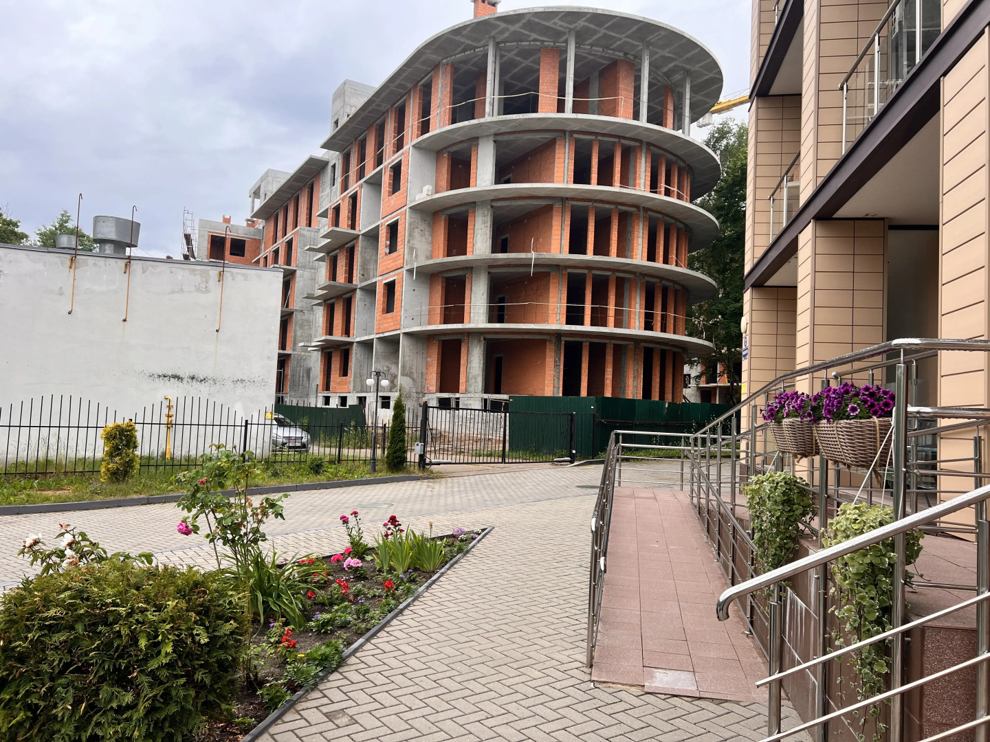 Апартаменты на улице Верещагина 12