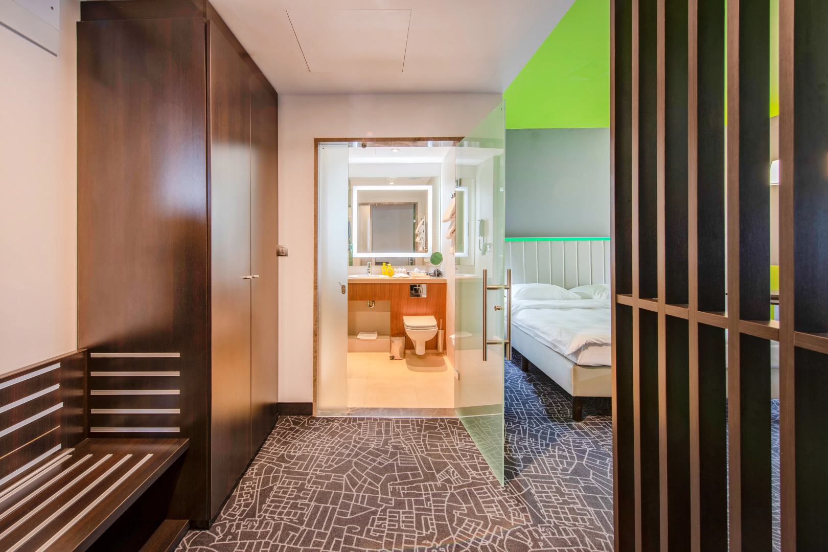 Cosmos Saint -Petersburg Pulkovo Airport Hotel