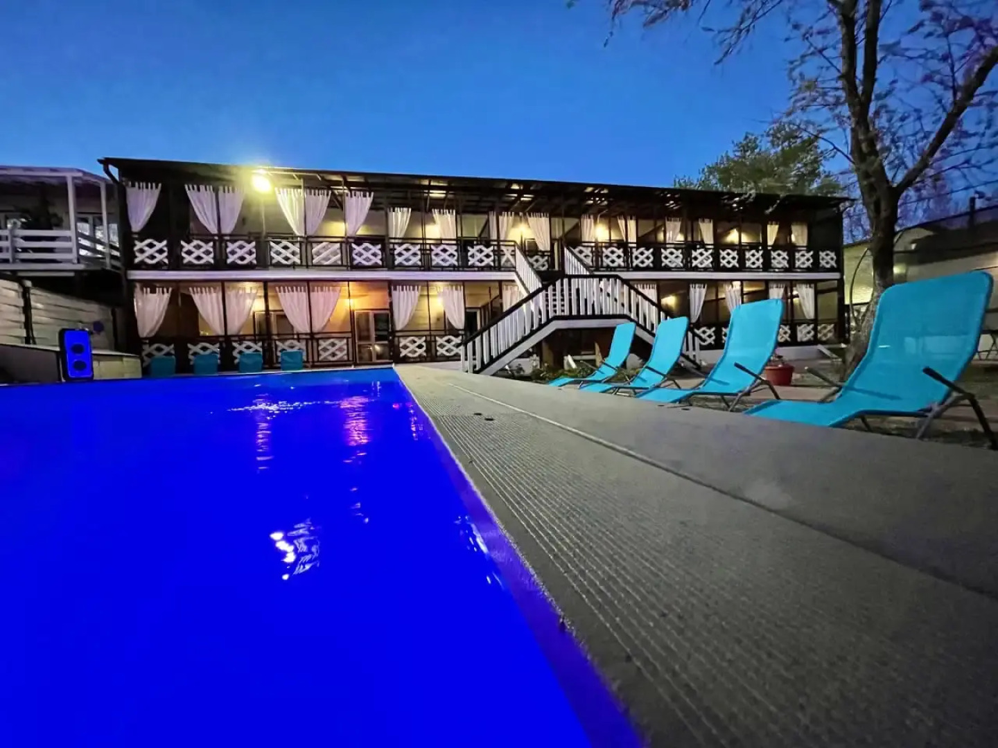 Отель Белая Деревня