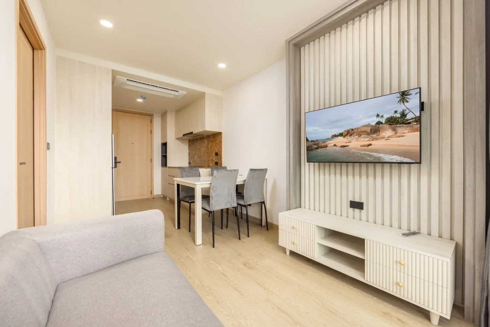 Apartment Ozone condo by TropicLook