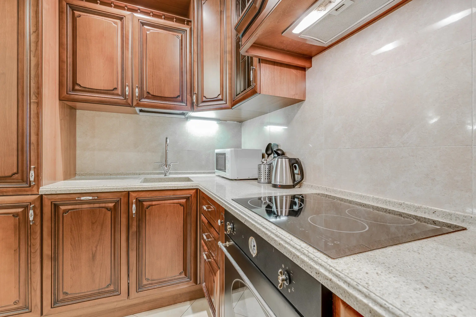 Апартаменты с камином на Варшавской 23