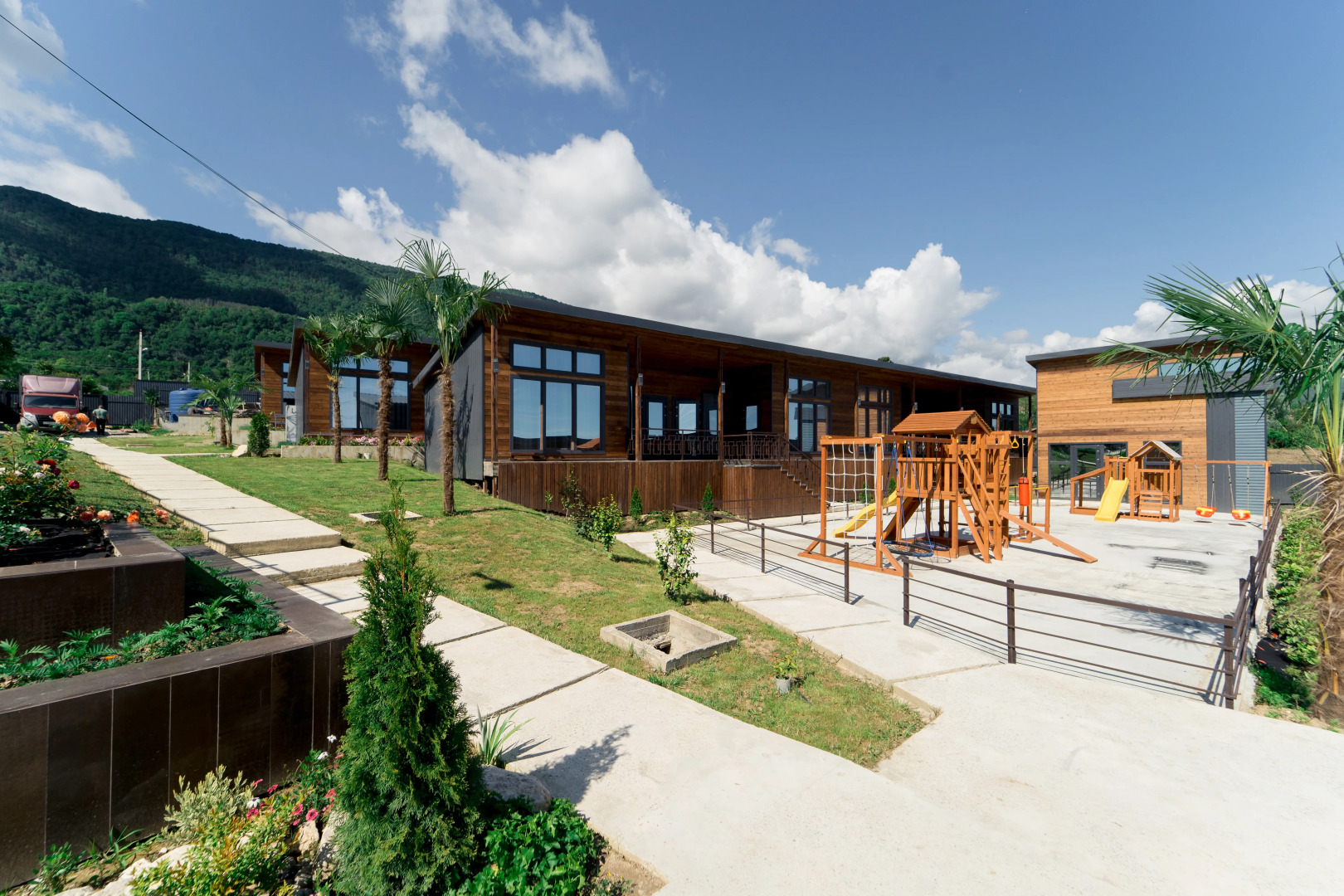 Отель Manresa Family Resort