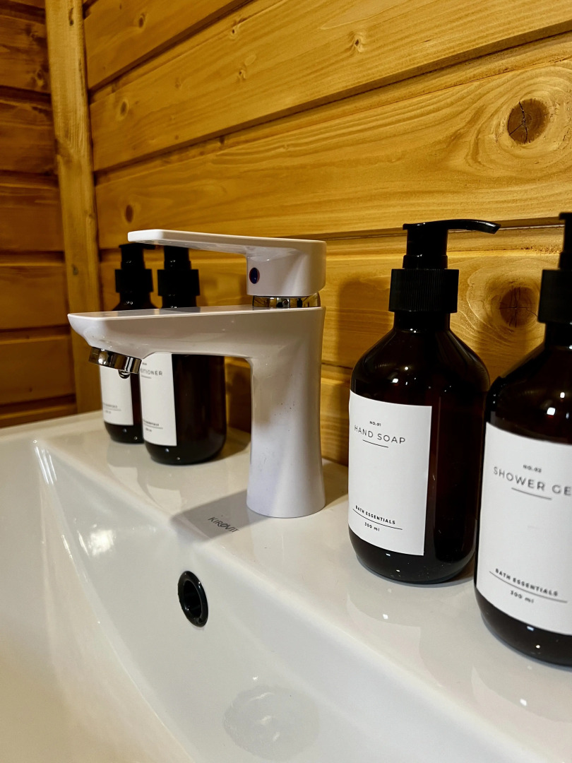 Шале Tanhum House