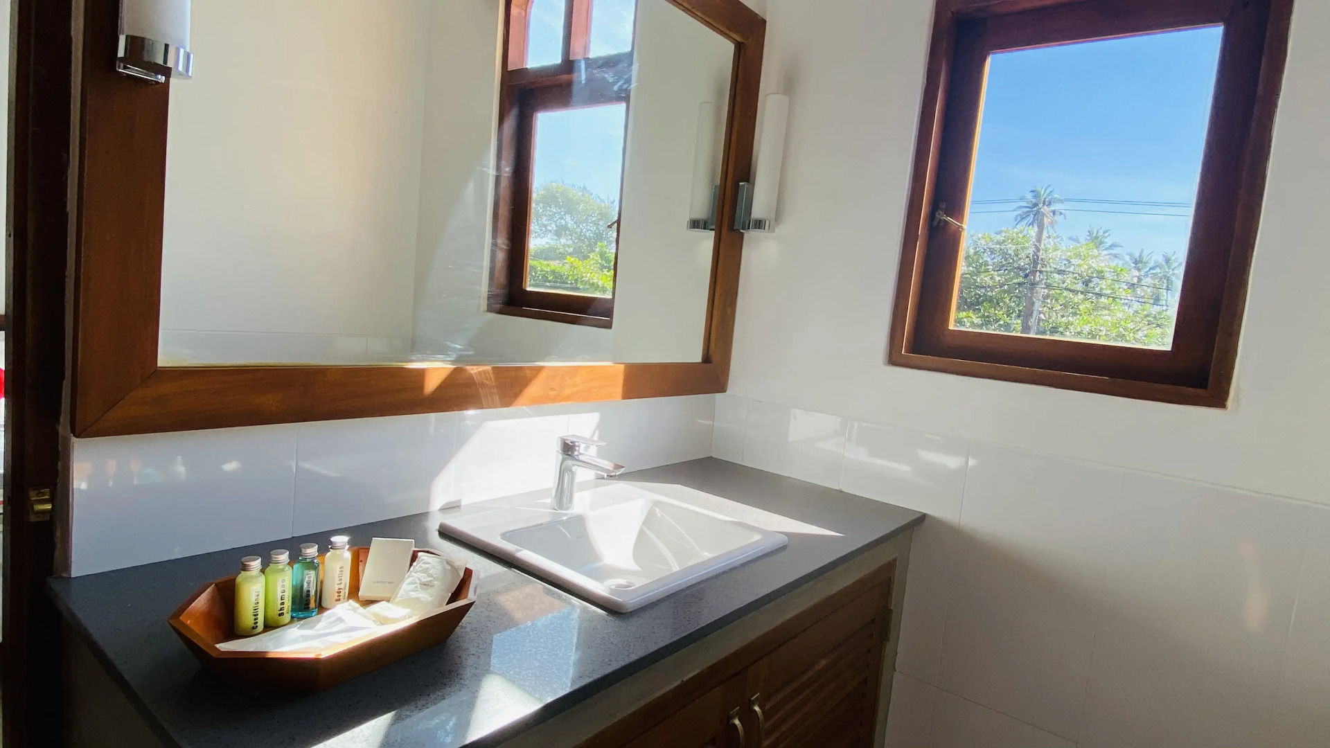 Hotel Tea Library Hikkaduwa