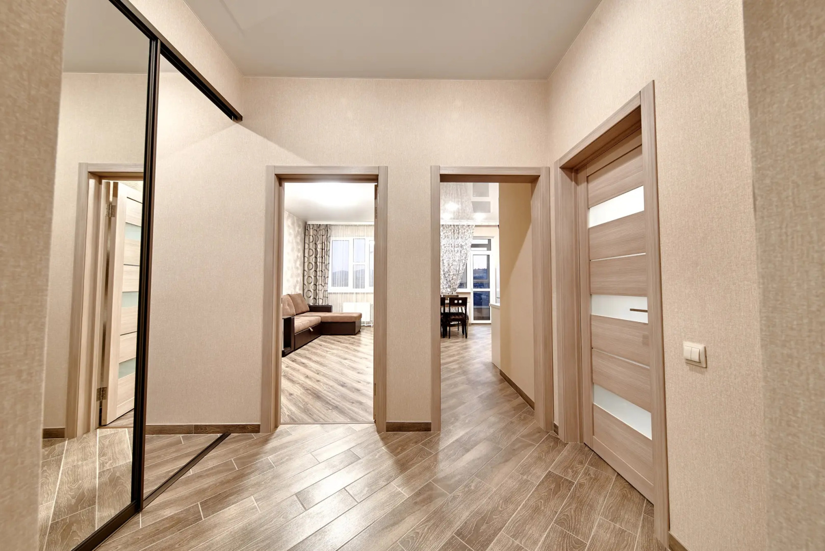 Апартаменты Светлые и Уютные в Центре от LetoApart