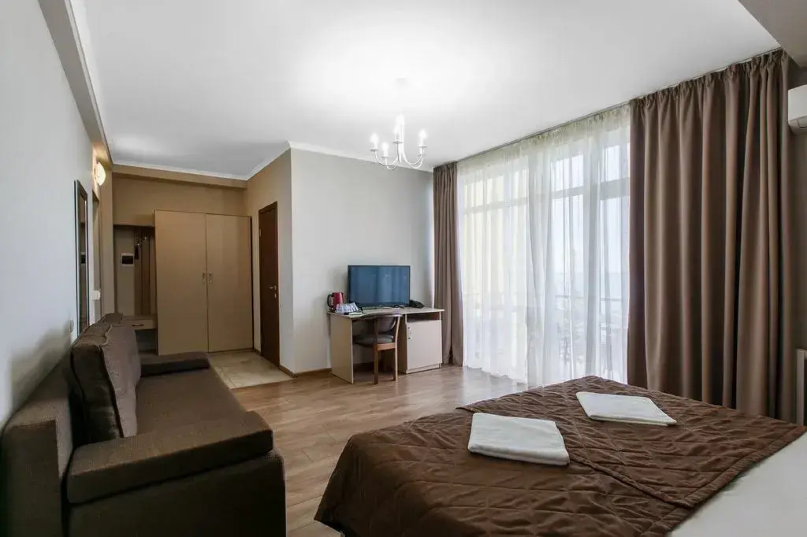 Отель Пеликан