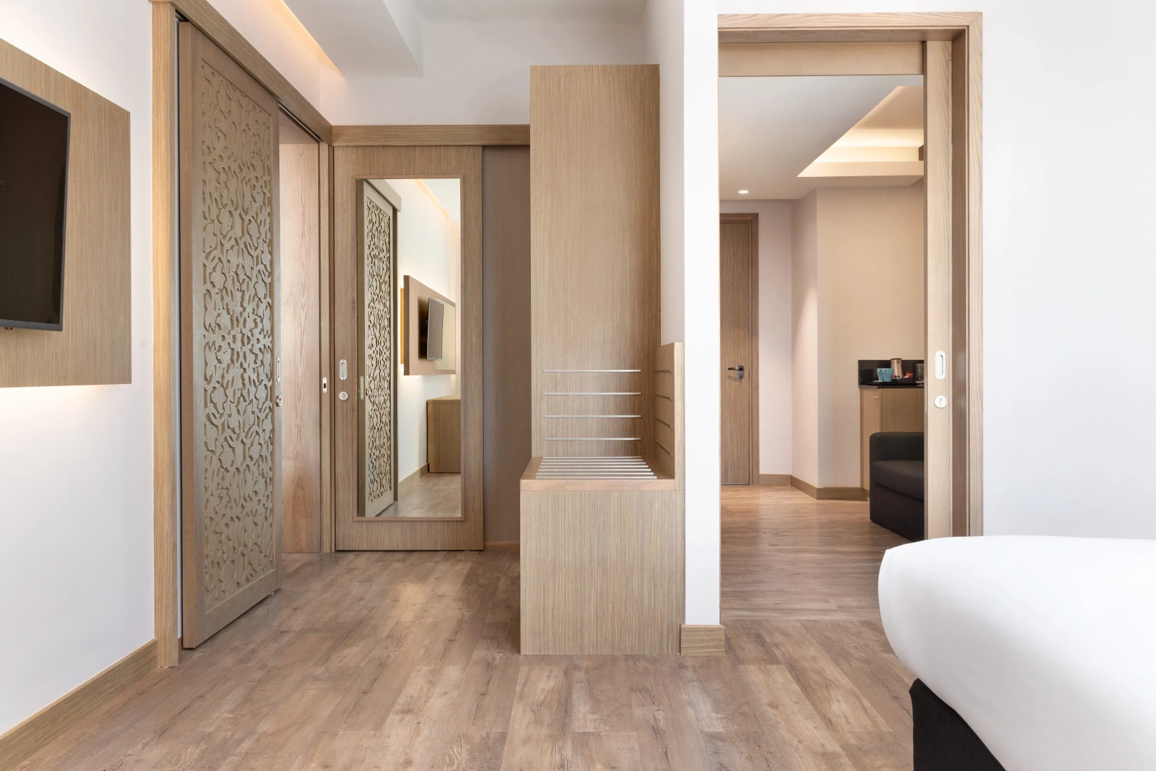 Отель RAMADA ENCORE BY WYNDHAM MUSCAT