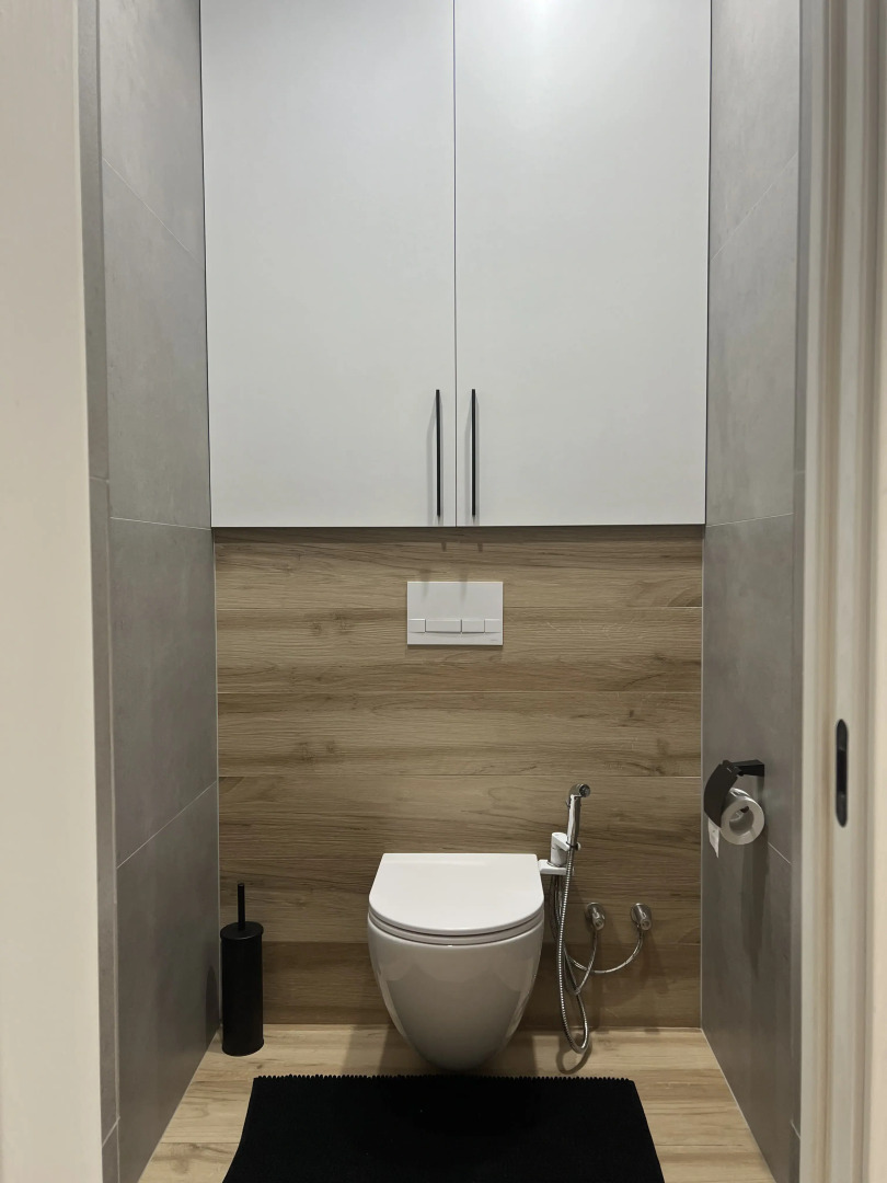 Квартира Сдается уютная двухкомнатная квартира в тихом спальном районе в новом ЖК у моря.