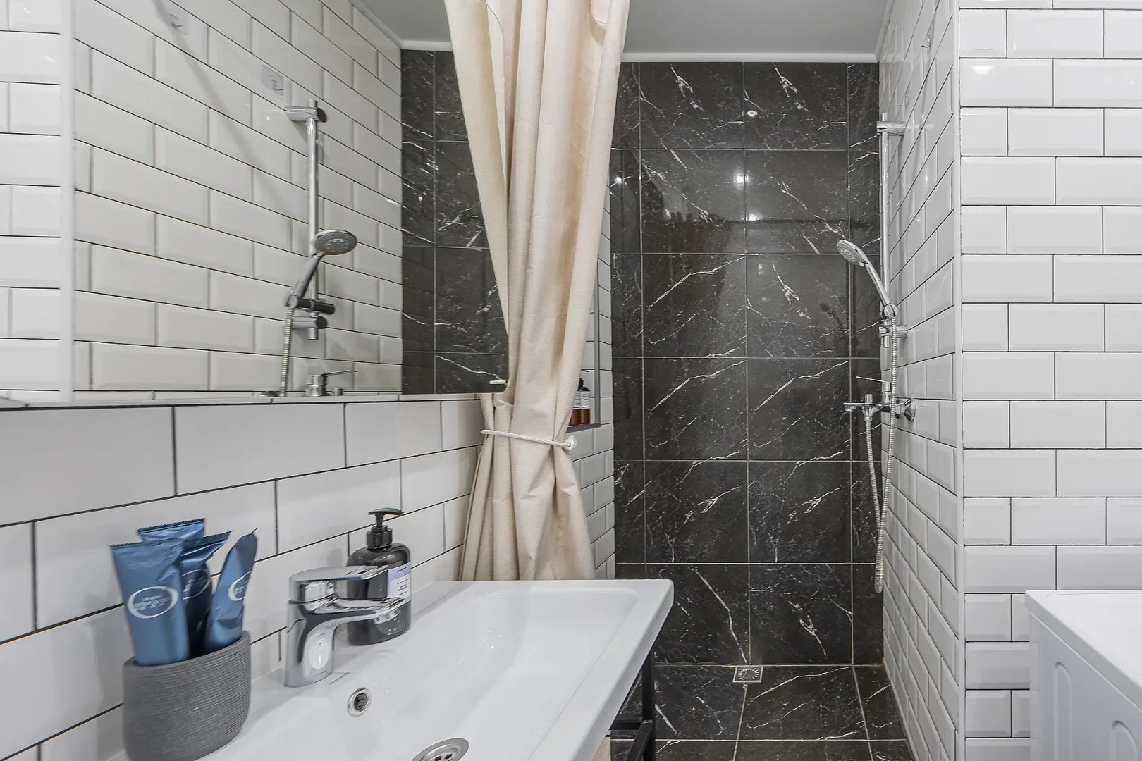 Апартаменты Как Дома на Добролюбова Рядом с Набережной Федоровского