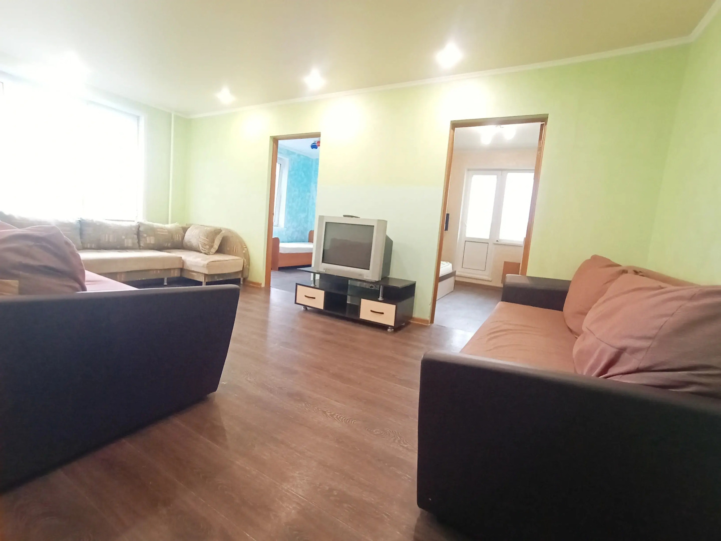 Апартаменты 4х Комнатные Бульвар Королёва 8