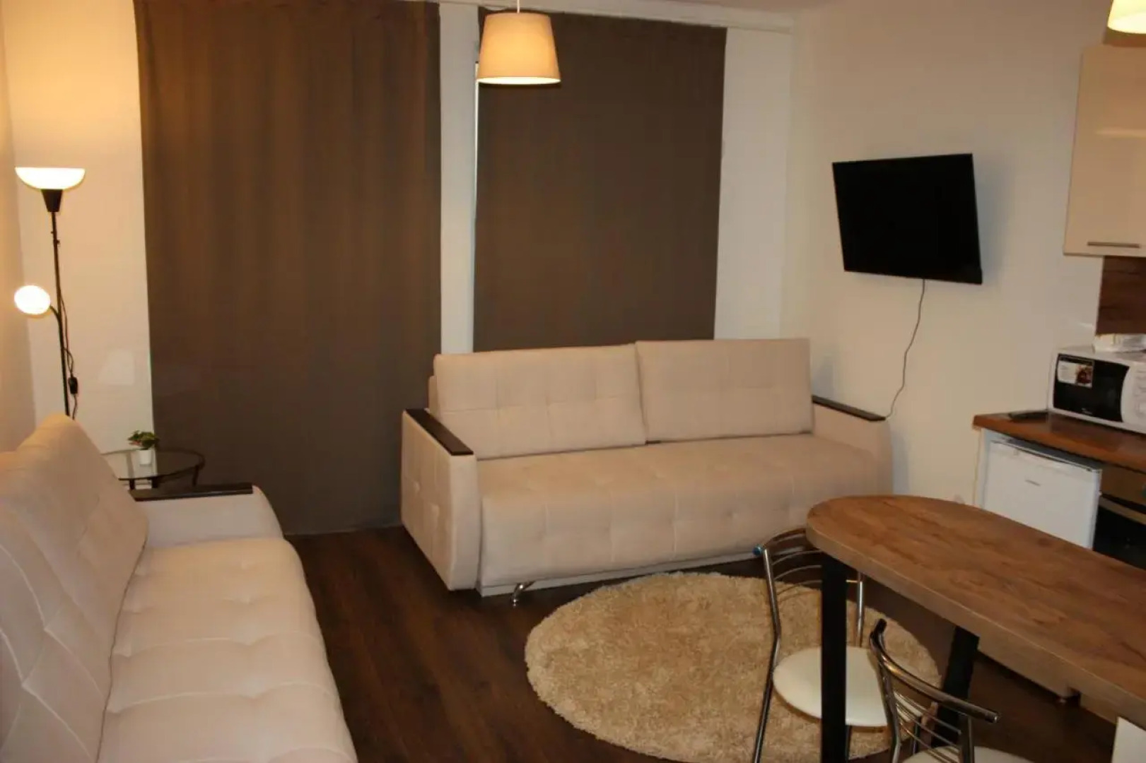 Апартаменты Family Fox Apart Brown