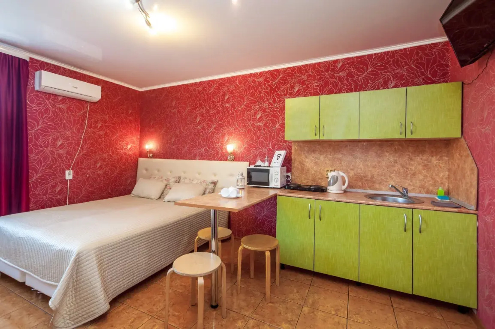 Апартаменты Оксана 4