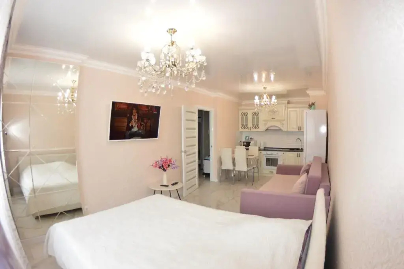 Апартаменты Евродвушка на Ставровской 5А