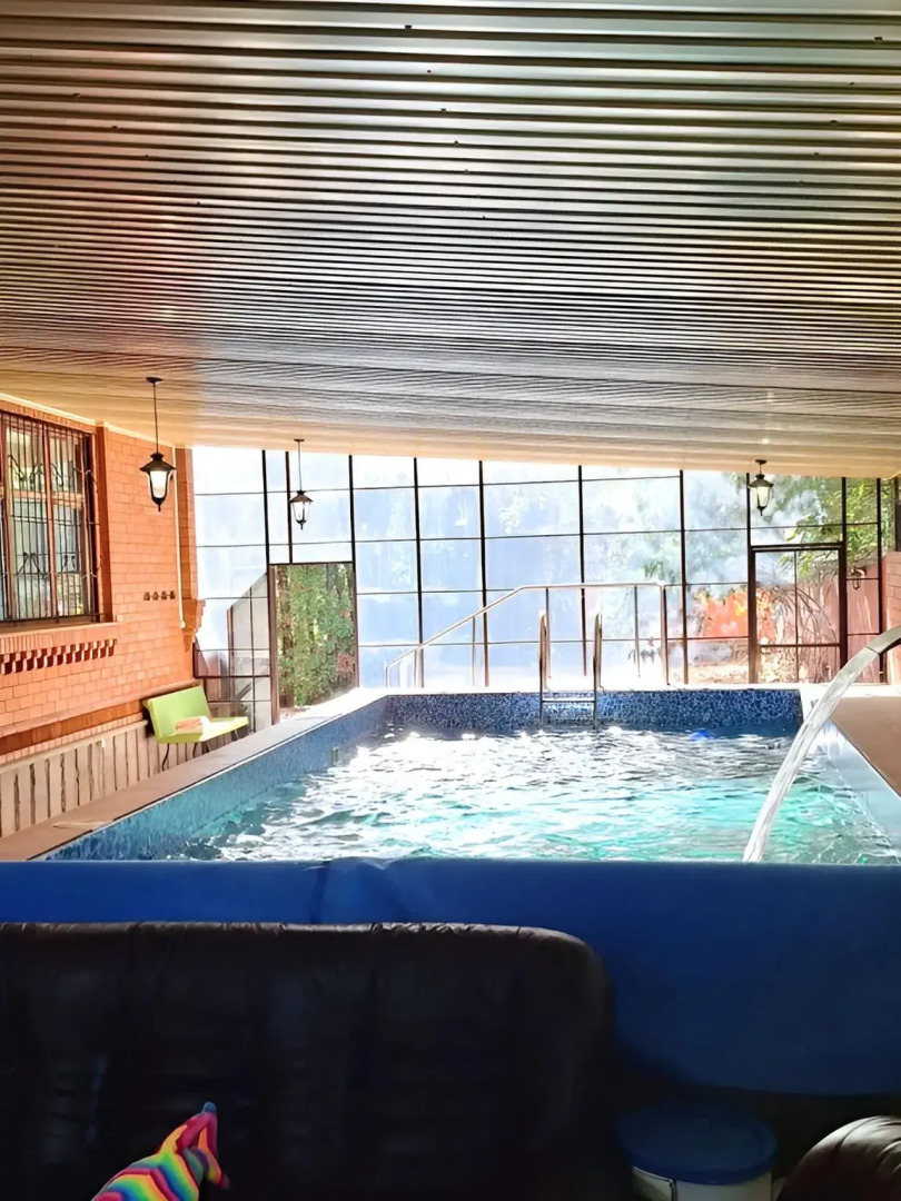 Частный дом Анна с тёплым бассейном