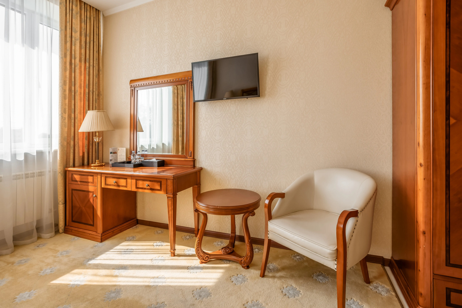 Отель Гранд Холл