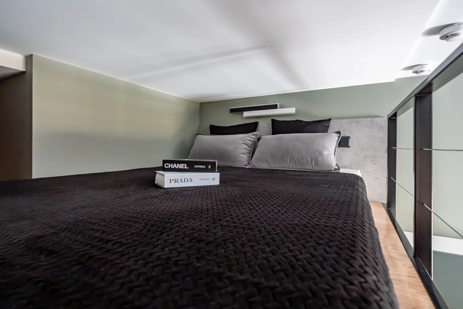 Апартаменты Cartoon на Петроградке