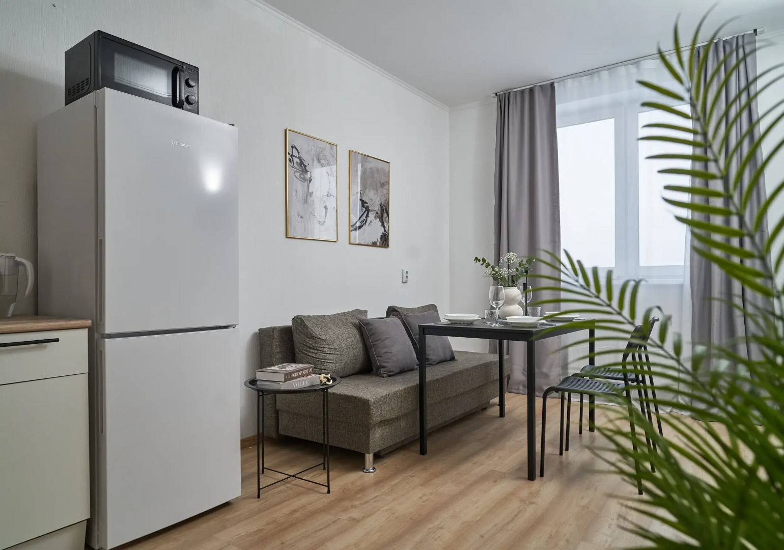 Квартира просторная двухкомнатная с кухней-гостиной от Welcome V Ekb