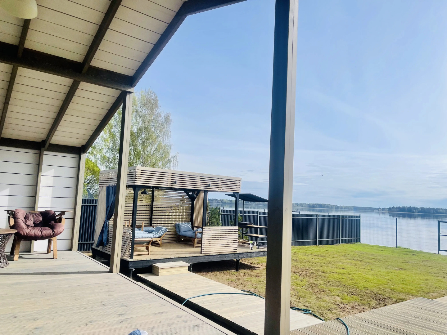 Частный дом White rabbit