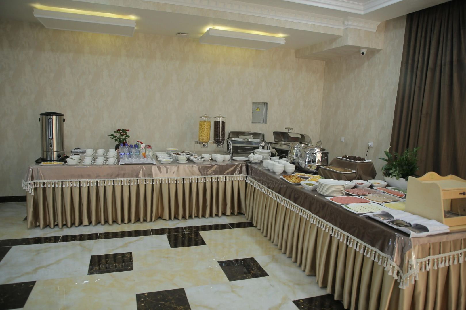 Отель Marhabo Palace