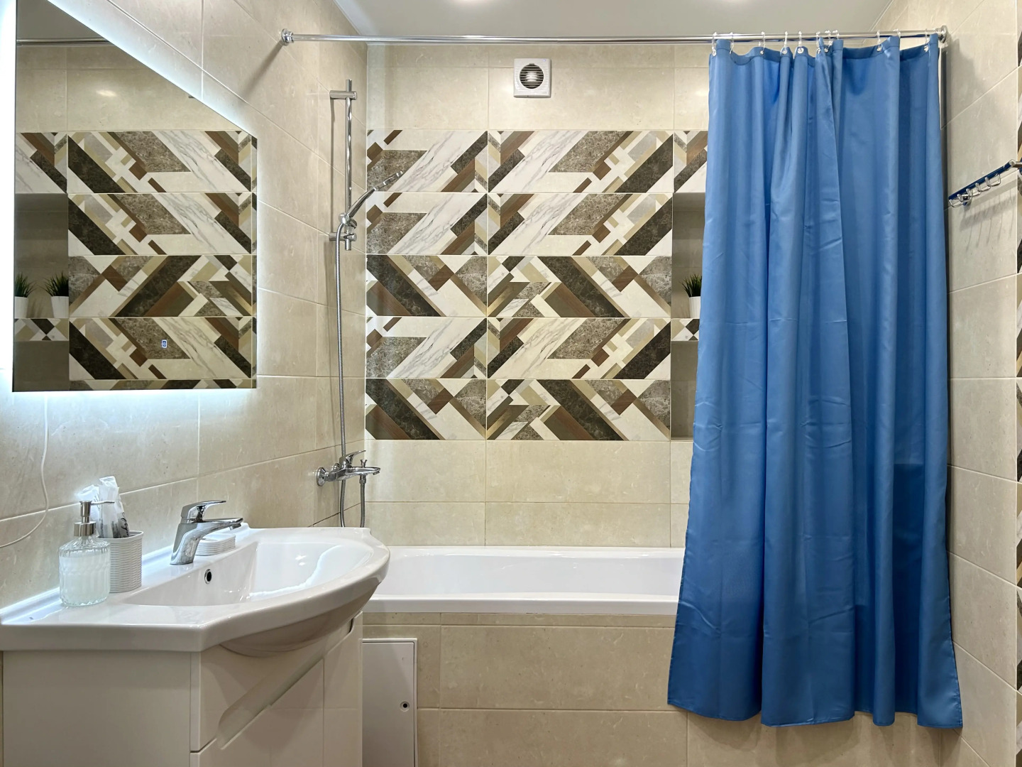 Апартаменты Bliss-Бирюза в центре Казани