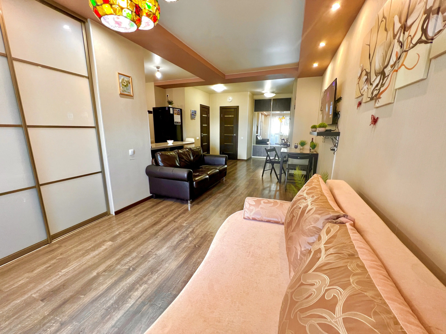 Уютные Апартаменты в ЖК Современник Нa 9 этаже (рядом с МТЛ-Арена)