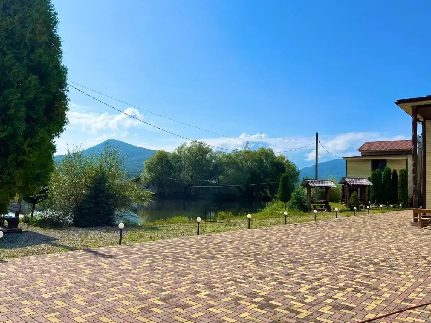 Отель Горное Озеро