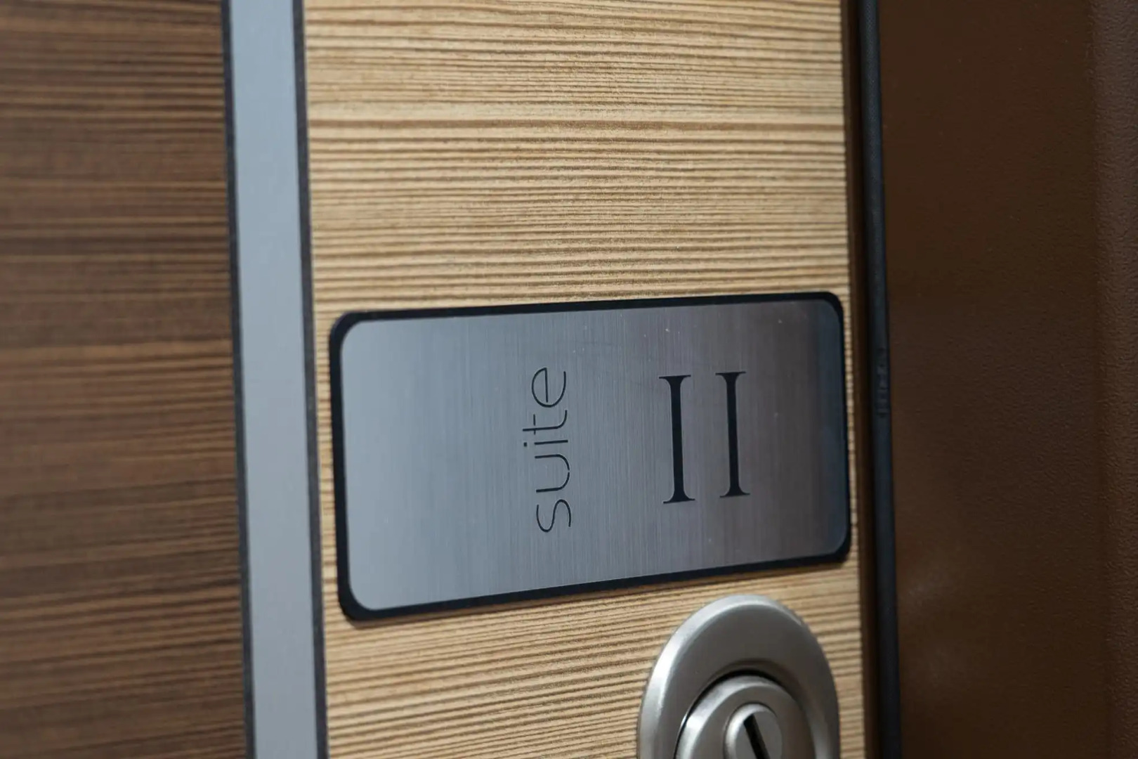 Отель Avenue Parliament