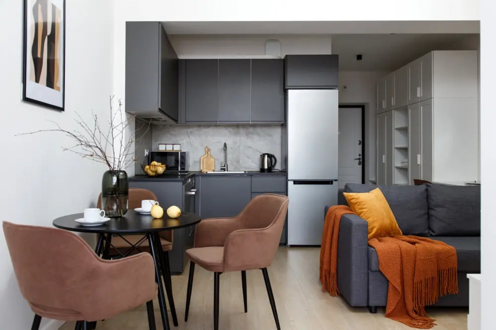 Апартаменты Студия на Цесовской Набережной