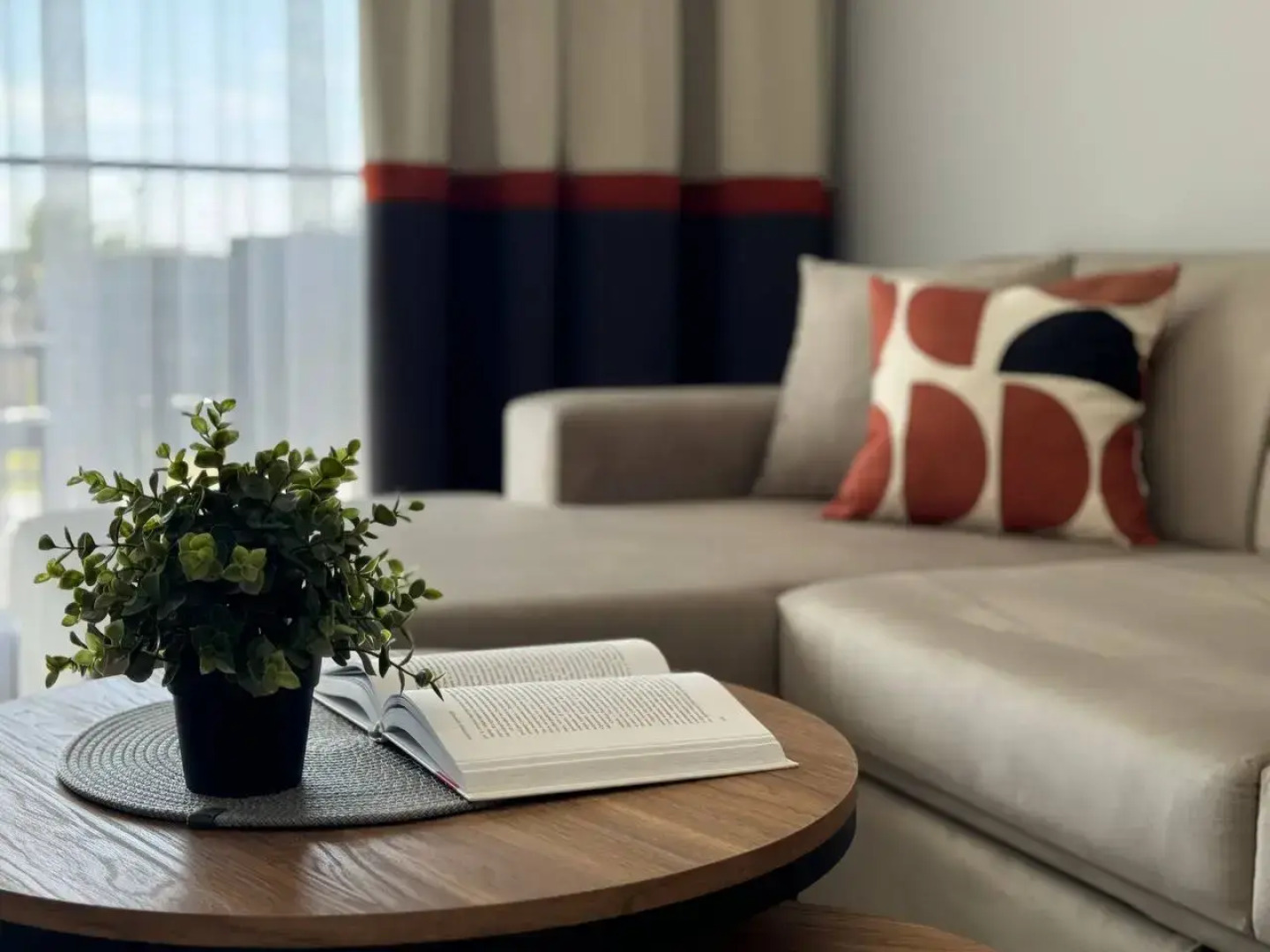 Апартаменты Современные апартаменты с выделенным дизайном