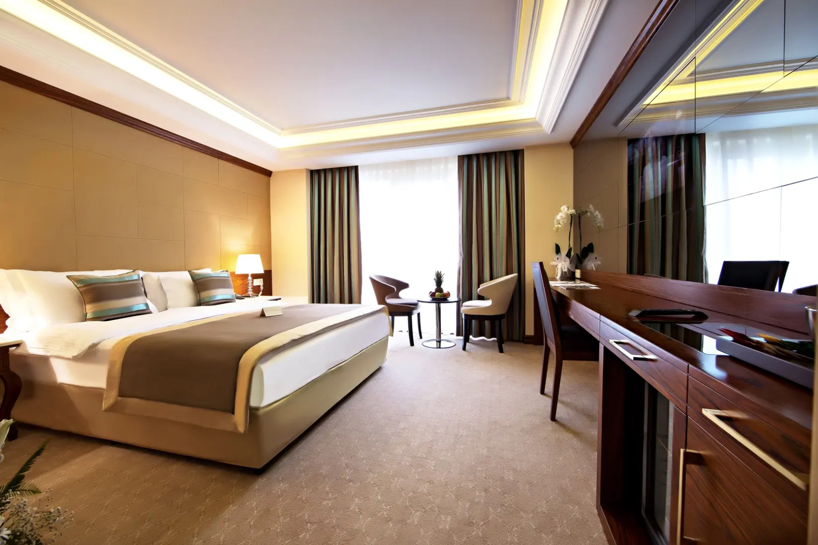 Отель Eurostars Old City