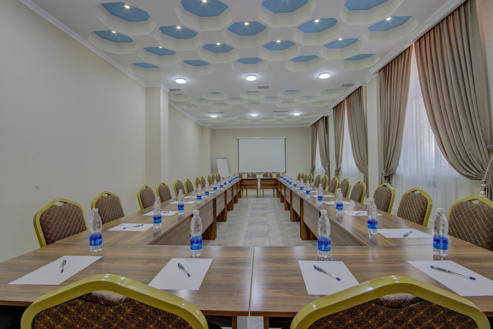 Отель Shah Palace